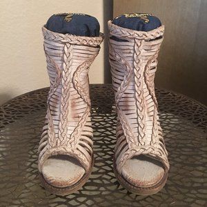 FREEBIRD *Bela* Sandals Size 6